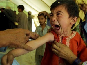 Piccola paziente vaccinata con trivalente