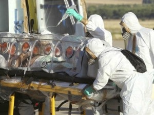Il trasferimento di Miguel Pajares, il missionario contagiato in Liberia e deceduto in Spagna.