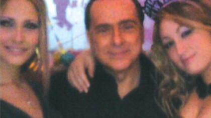 Silvio Berlusconi, Noemi Letizia e Roberta Oronzo