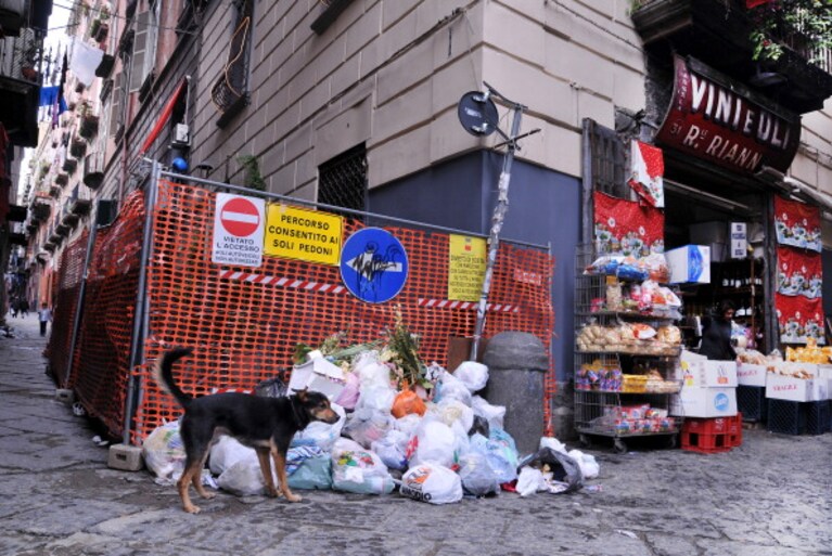 Immondizia a Napoli