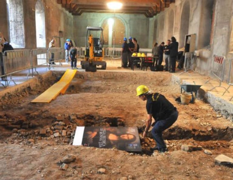 gli scavi nel convento di sant'orsola per recuperare il corpo di Lisa Gherardini la Monna Lisa di Leonardo da Vinci