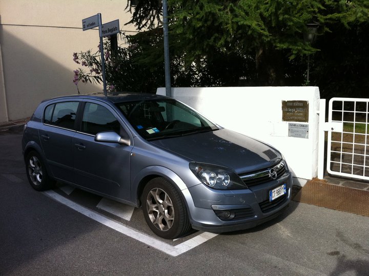 Conselve, l’auto del sindaco in sosta vietata