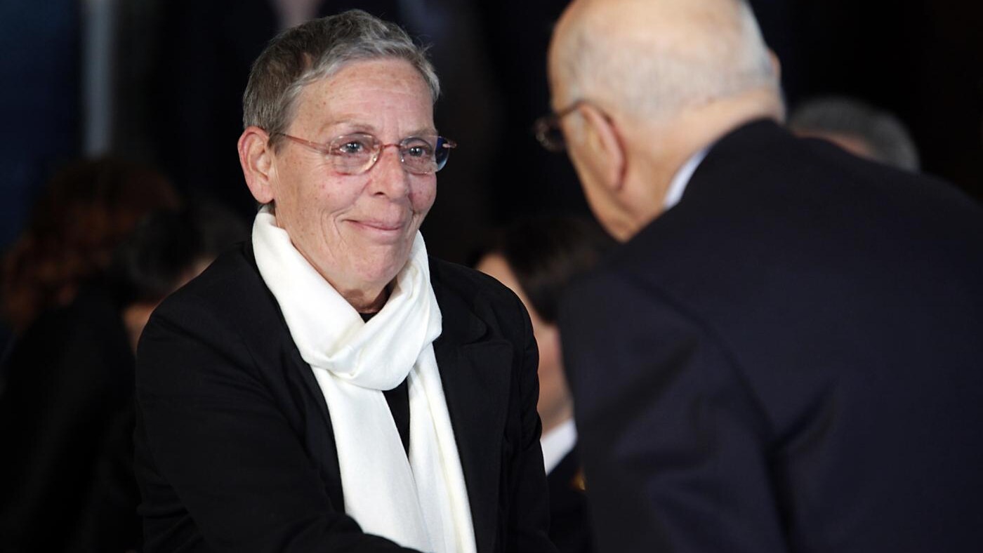 Napolitano incontra un familiare delle vittime