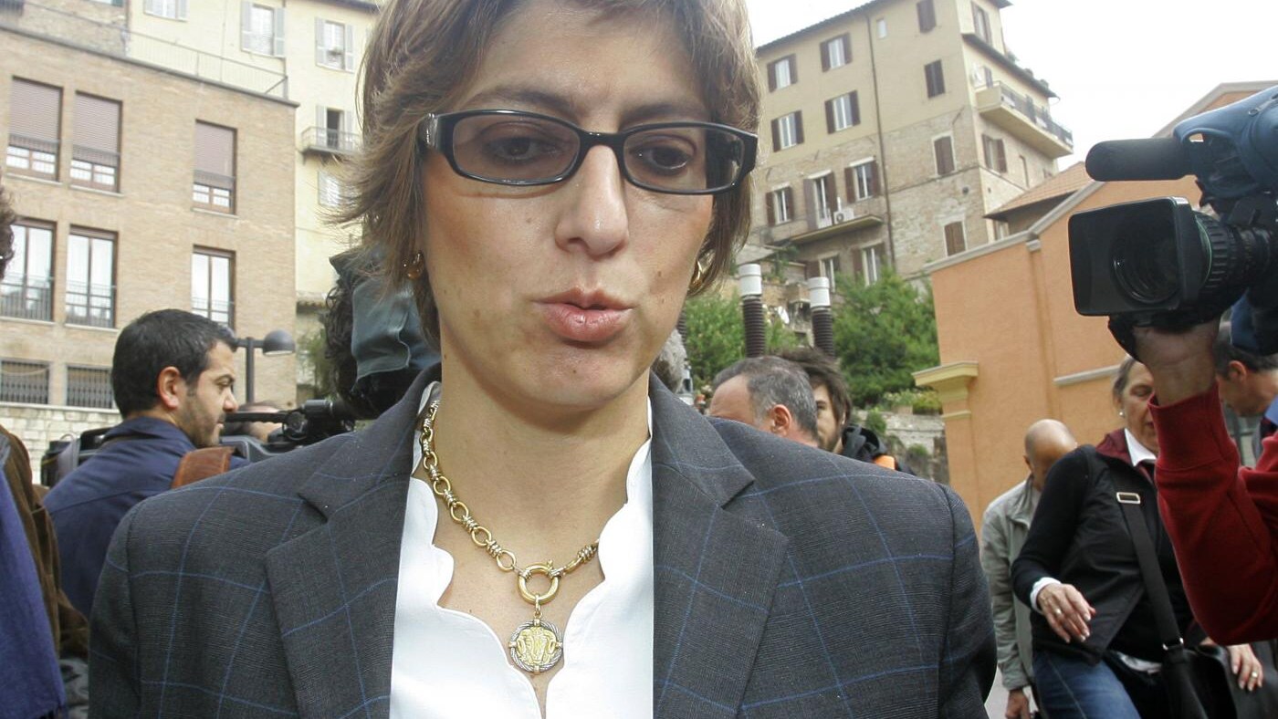 Divieto di pubblicazione delle intercettazioni fino all'udienza filtro e carcere per i giornalisti che pubblicano intercettazioni irrilevanti: dal Pdl arriva il giro di vite