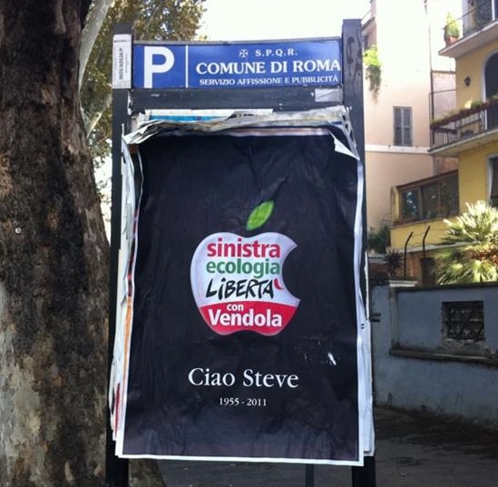 Manifesto di Sel che ricorda il fondatore della Apple