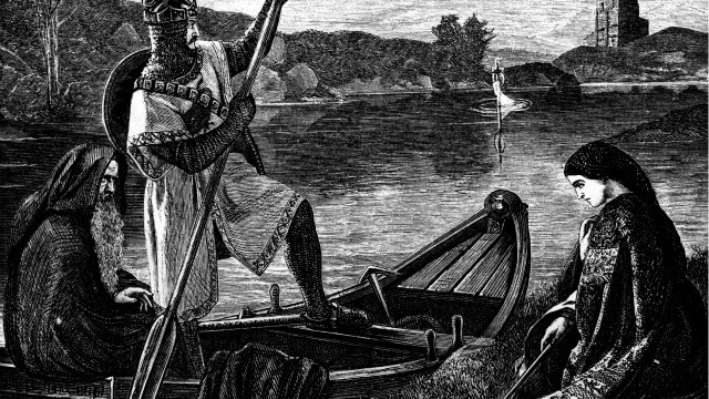 Alcuni archeologi di Glasgow ritengono di aver scovato, nei pressi di un castello scozzese, la Tavola Rotonda di Re Artù ma la struttura potrebbe essere anche, semplicemente, costruita in omaggio al leggendario Re britannico.