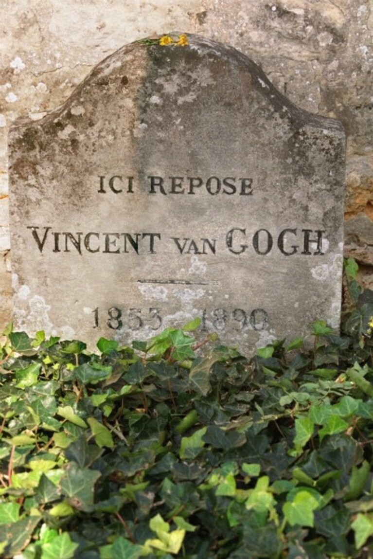 Pubblicata in Gran Bretagna l'ultima biografia del pittore olandese in cui i due autori sostengono che Vincent Van Gogh non si sarebbe suicidato.