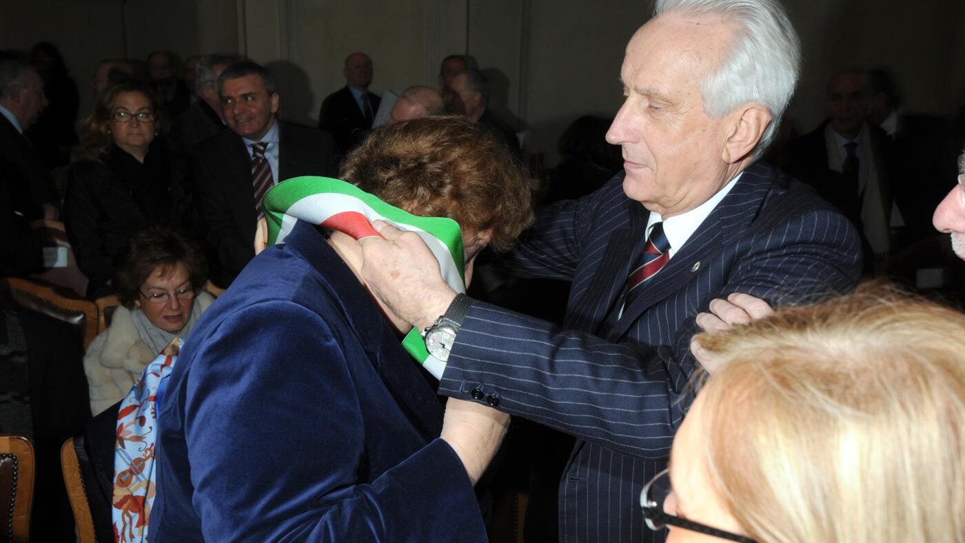 Ha 67, è in pensione dal 2009 ed ha rivestito la carica di prefetto in diverse province italiane. Sarà la Cancellieri il nuovo Ministro degli Interni italiano.