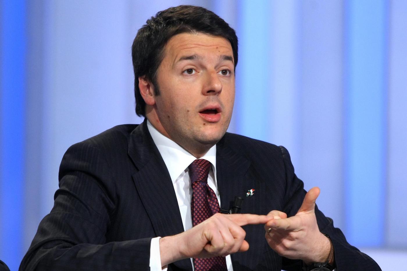 Un sondaggio dell'Ipsos rivela che il sindaco di Firenze sia il leader col più alto tasso di gradimento (58%). Molto dietro Bersani (42%) e Vendola (43%).