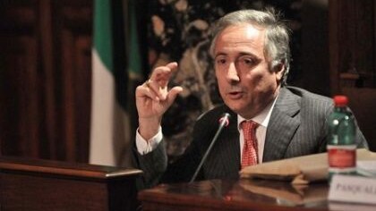 Il magistrato napoletano è il nuovo Ministro della funzione pubblica. Ha già rivestito la carica di Capo dell'Ufficio legislativo di tale dicastero, anche quand'era Ministro Brunetta.