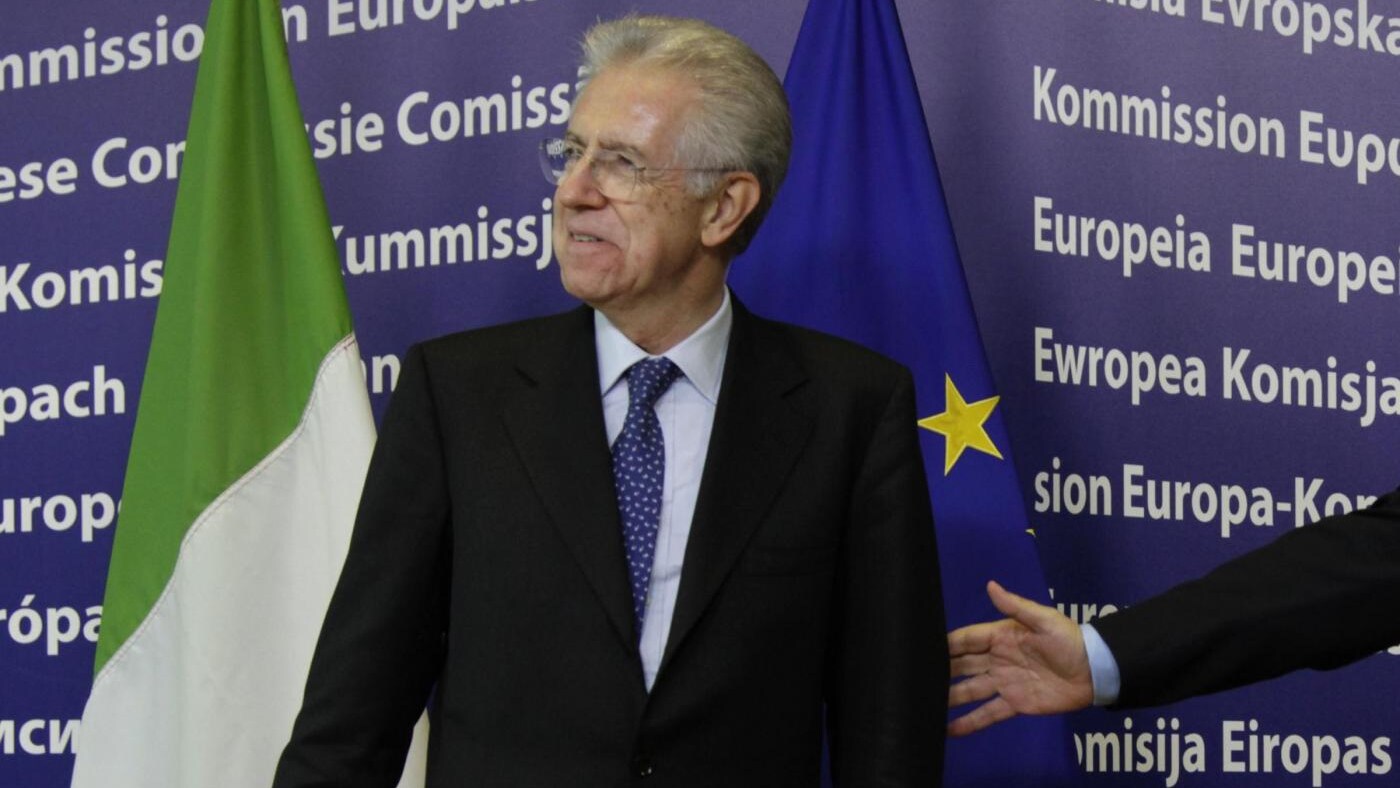 Il professore a caccia dei soldi per correggere le stime del governo Berlusconi. Prevista una nuova manovra correttiva per l'8 dicembre, poi le misure per la crescita.