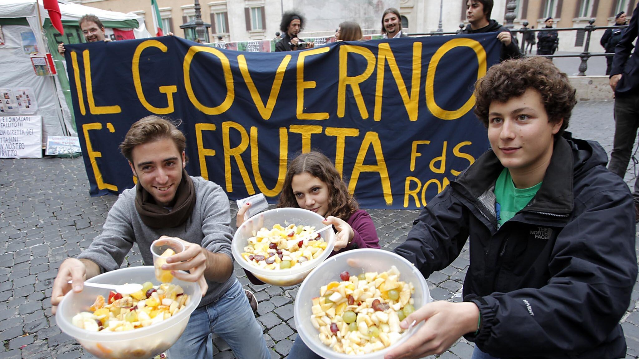 flash mob studenti contro governo