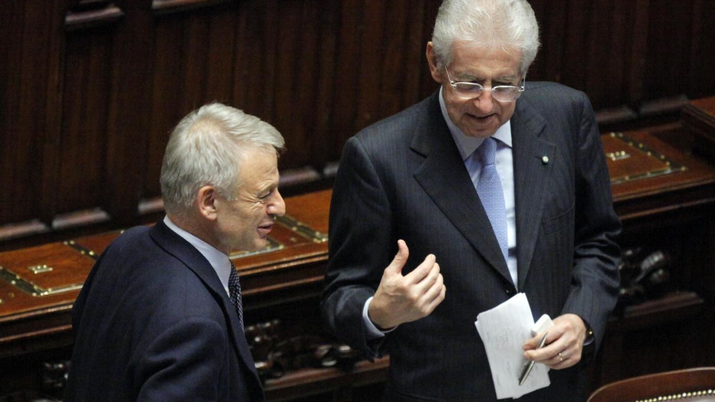 Su tavolo del Cdm del 5 dicembre ci saranno le misure che dovranno garantire al Paese il risanamento dei conti e il rilancio della crescita. I tempi restano strettissimi.