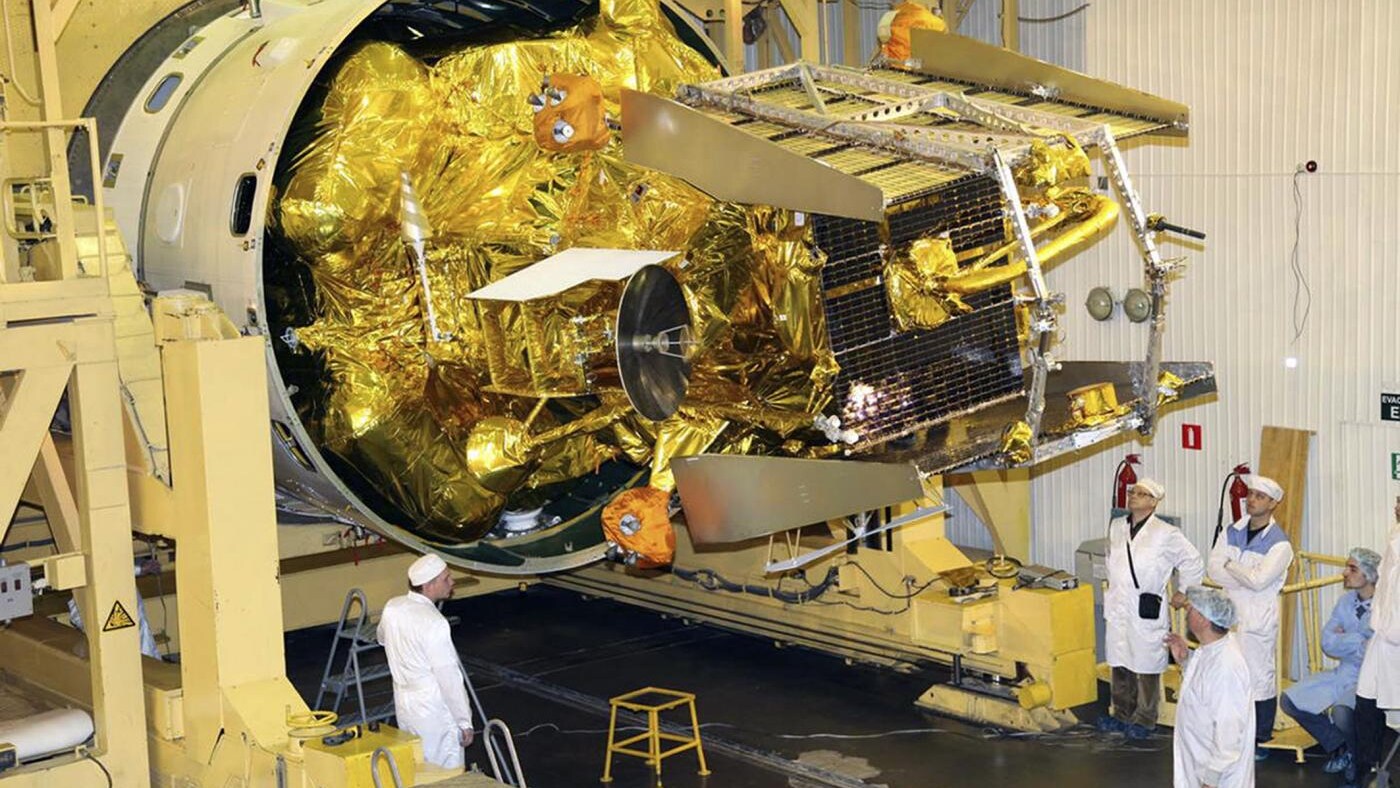 Mercoledì scorso è fallita la missione che avrebbe portato Phobos-Grunt su Marte e su una sua luna. Ora la sonda russo-cinese rimasta bloccata nell'orbita terrestre potrebbe disintegrarsi entro gennaio del 2012.
