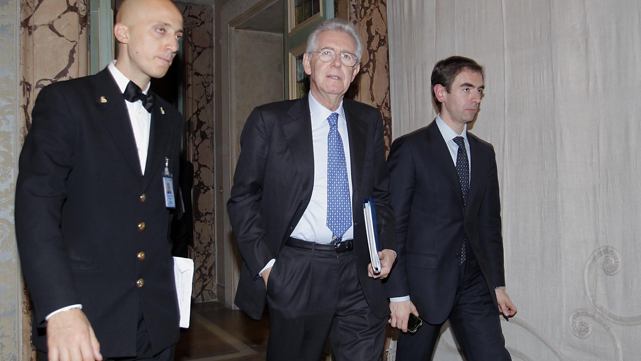 Crisi Governo - consultazioni Monti