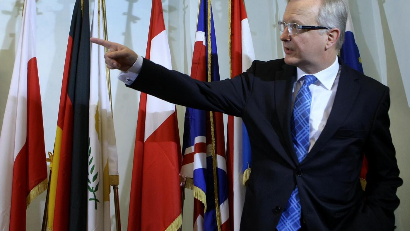 Ennesimo avvertimento del vicepresidente della Commissione europea prima dell’incontro dell’Ecofin. Rehn esorta tutti i Paesi europei ad agire rapidamente e all’Italia chiede manovre più rapide e decise dopo le previsioni negative per la nostra crescita economica.