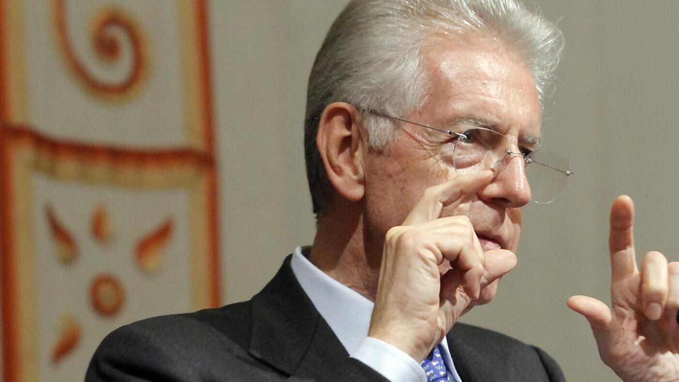 I due maggiori partiti italiani appoggeranno l'esecutivo guidato dall'ex rettore della Bocconi ma hanno dichiarato di preferire un team guidato da soli tecnici. Intanto il Pd smentisce la notizia di Amato e Letta vicepremier.