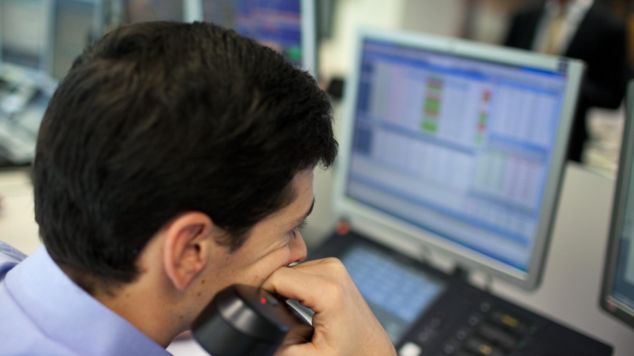 broker