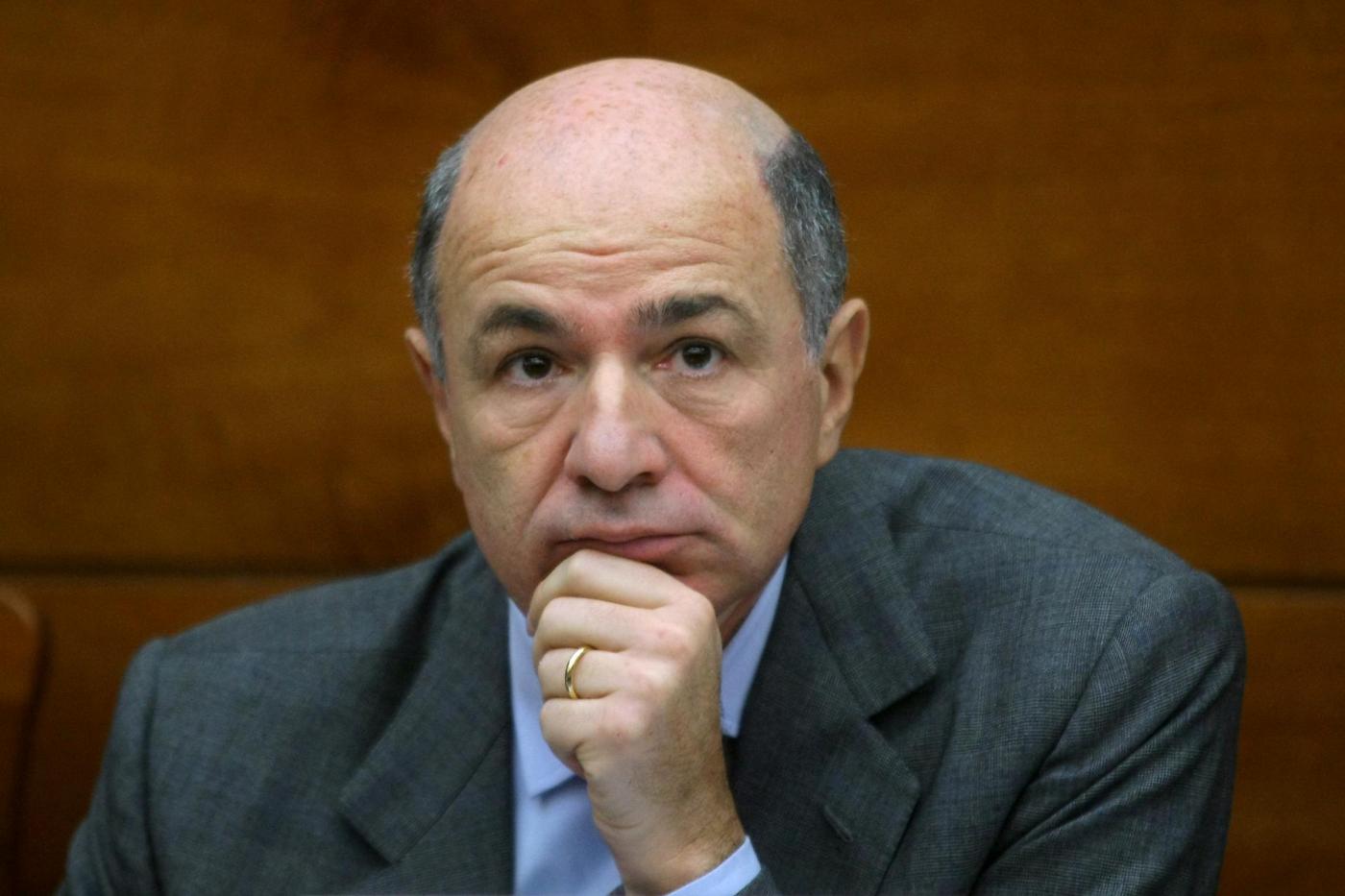 Corrado Passera, ministro allo sviluppo economico