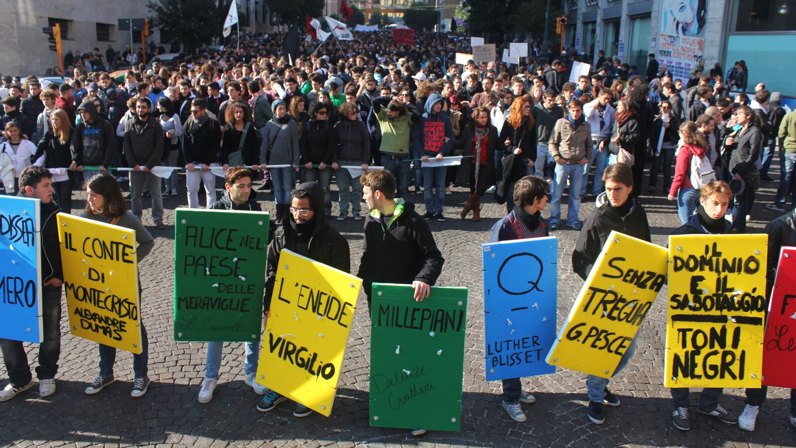 riforma gelmini: tre anni di proteste di studenti