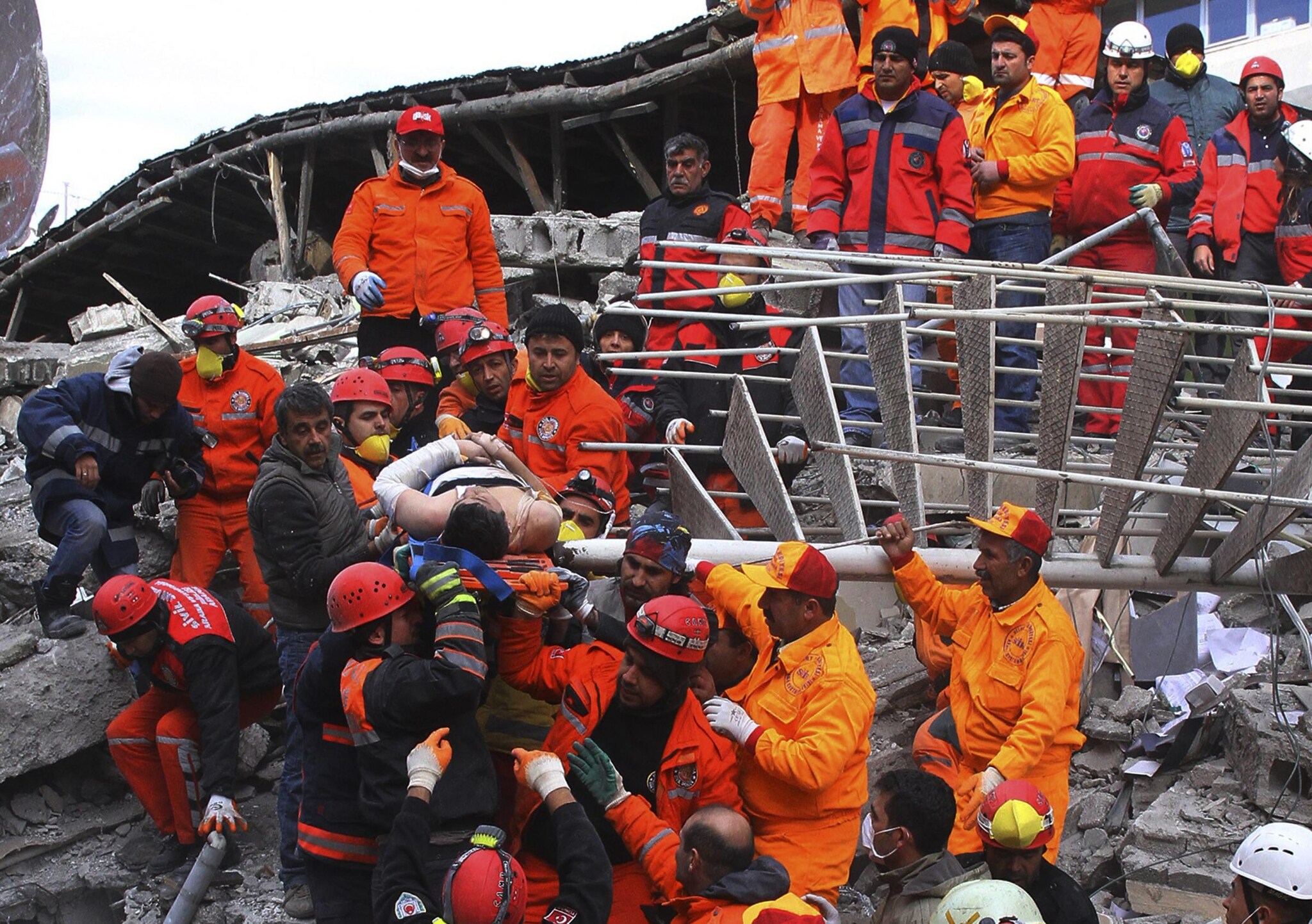 Turchia: di nuovo un terremoto nella regione di Van, almeno 7 le vittime