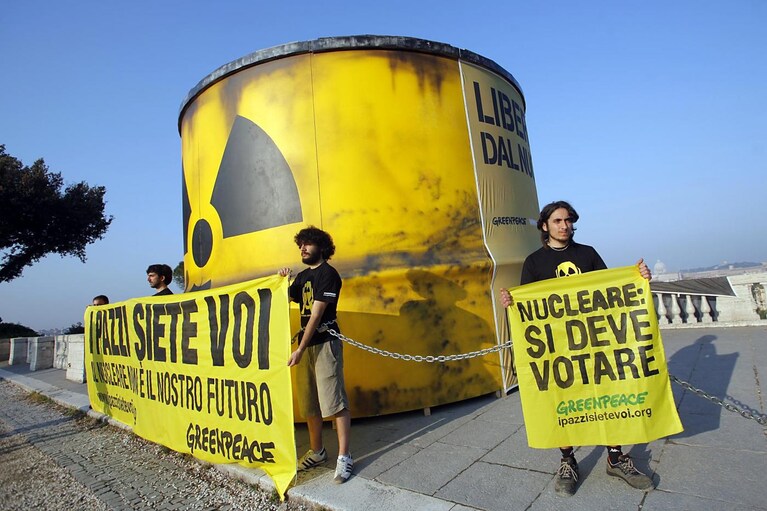 Protesta di Greenpeace