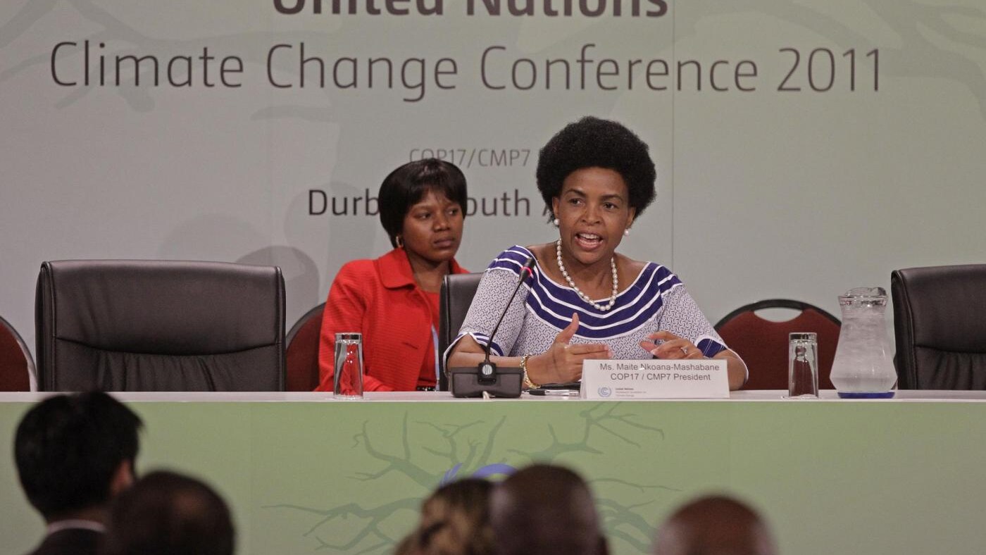 Il ministro degli esteri sud africano