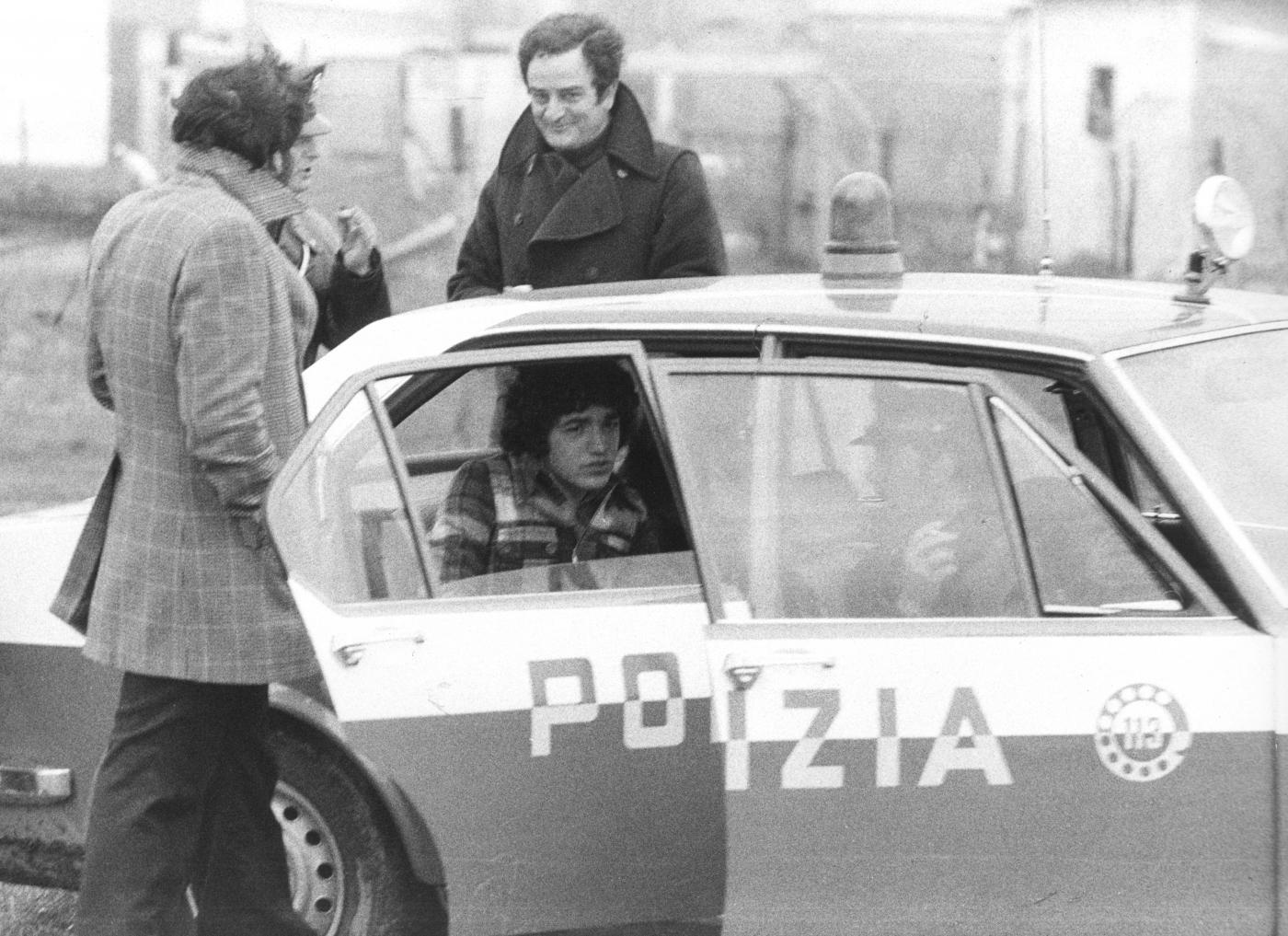 Pino la rana confessò di essere l'unico assassino dello scrittore ma, anni dopo, ha ammesso di aver sempre taciuto la verità per paura e terrore. Intervenuto alla presentazione del libro Nessuna pietà per Pasolini ha risposto alle domande di Walter Veltroni presente al dibattito, raccontando la sua versione dei fatti, quella dell'unico che era presente in quella notte dell'orrore.