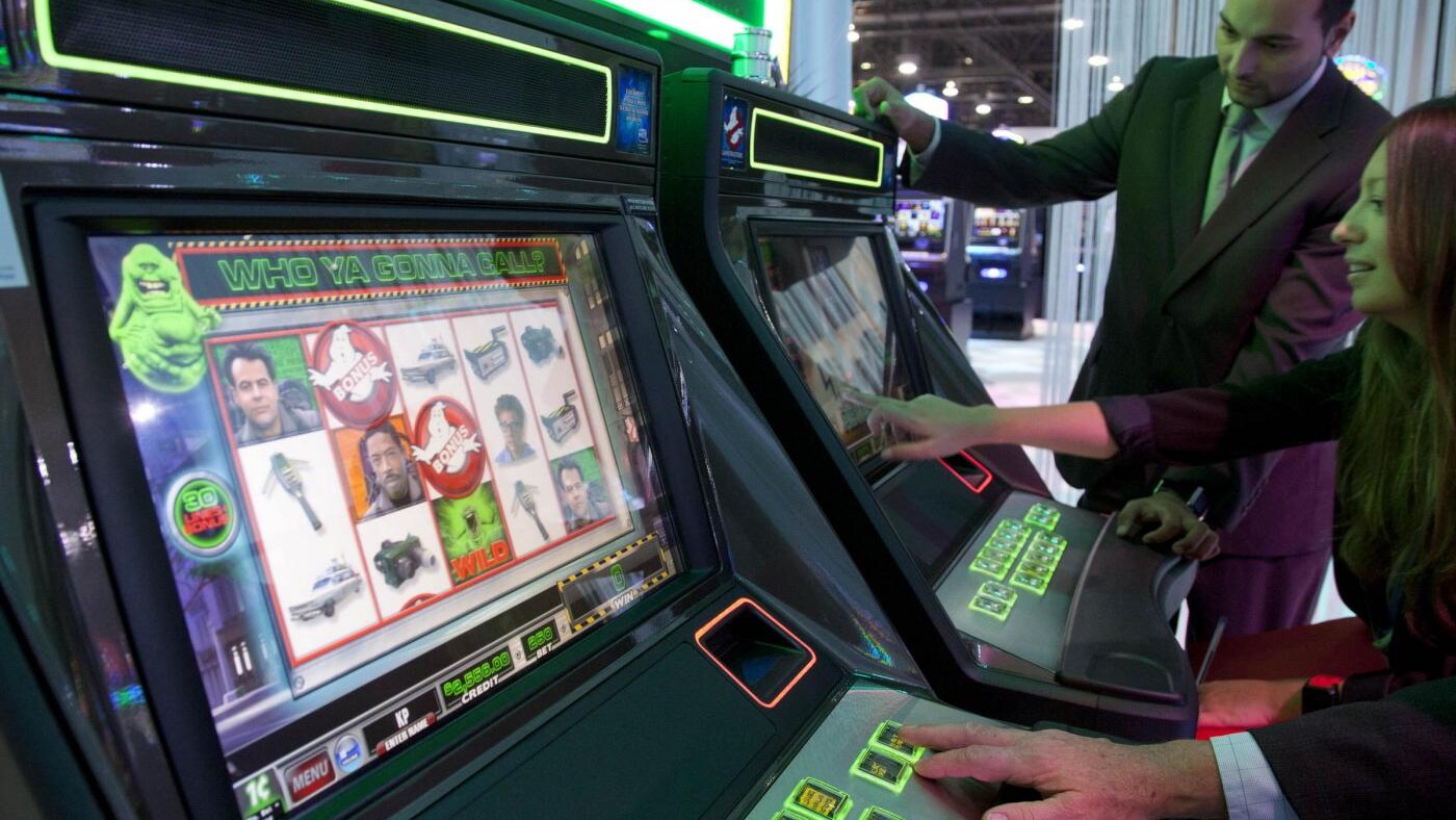 Giocare alla slot machine