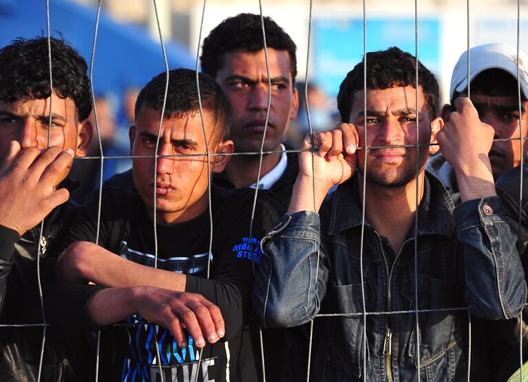 Centro di accoglienza di Lampedusa pieno di immigrati