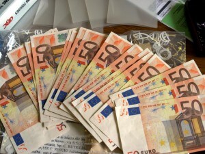 dal 1 febbraio scattano le nuove norme di monti per contanti assegni libretti