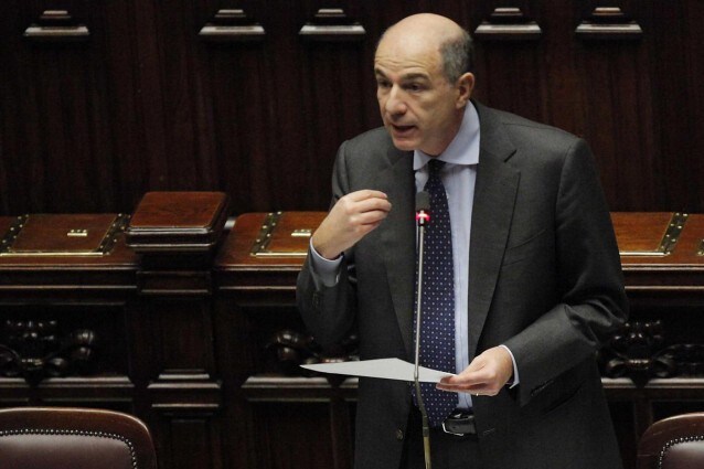 Il Ministro dello sviluppo Passera nel Question Time alla Camera conferma che la revisione del beauty contest sarà uno degli oggetti di discussione del prossimo Consiglio dei Ministri e che il Governo sta valutando le opportune modifiche in merito all'assegnazione delle frequenze per il digitale terrestre.