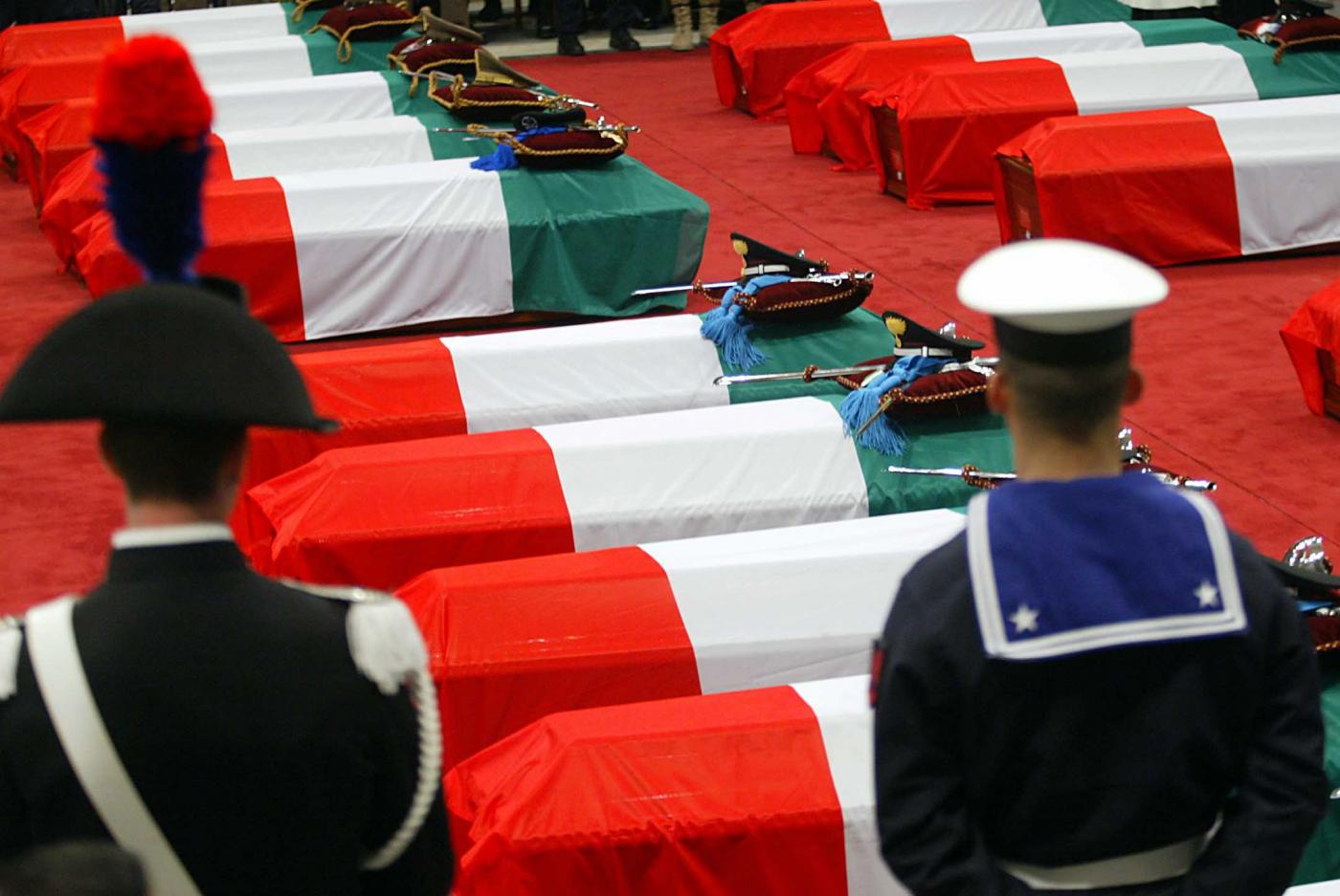 Nassiriya arrestati i responsabili dell attentato agli italiani del 2003