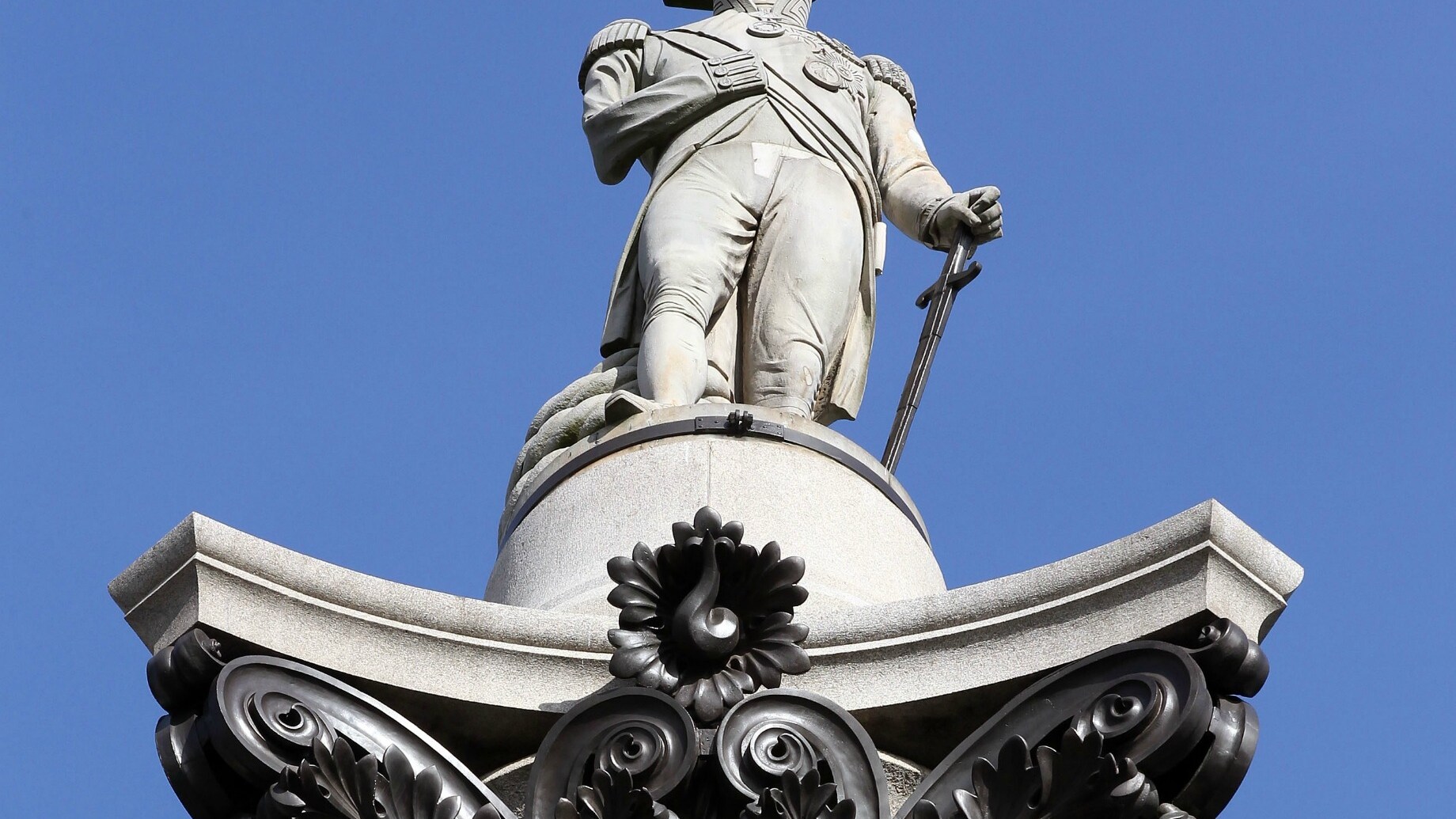 Una nave naufragata nel 1893 al largo delle coste del Libano il cui armatore e comandante era un fervido ammiratore di Horatio Nelson, al suo interno sarebbero custoditi alcuni oggetti appartenuti all ammiraglio inglese, un eroe nazionale per il Regno Unito.