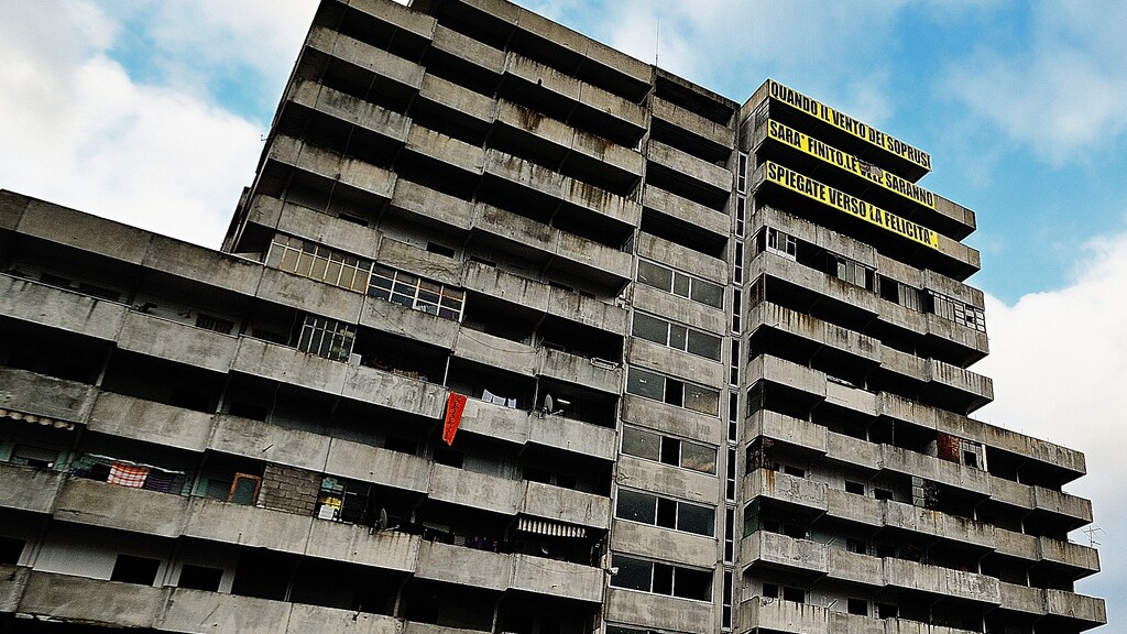 OccupyScampia: conro il coprifuoco della Camorra, Twitter scende in piazza