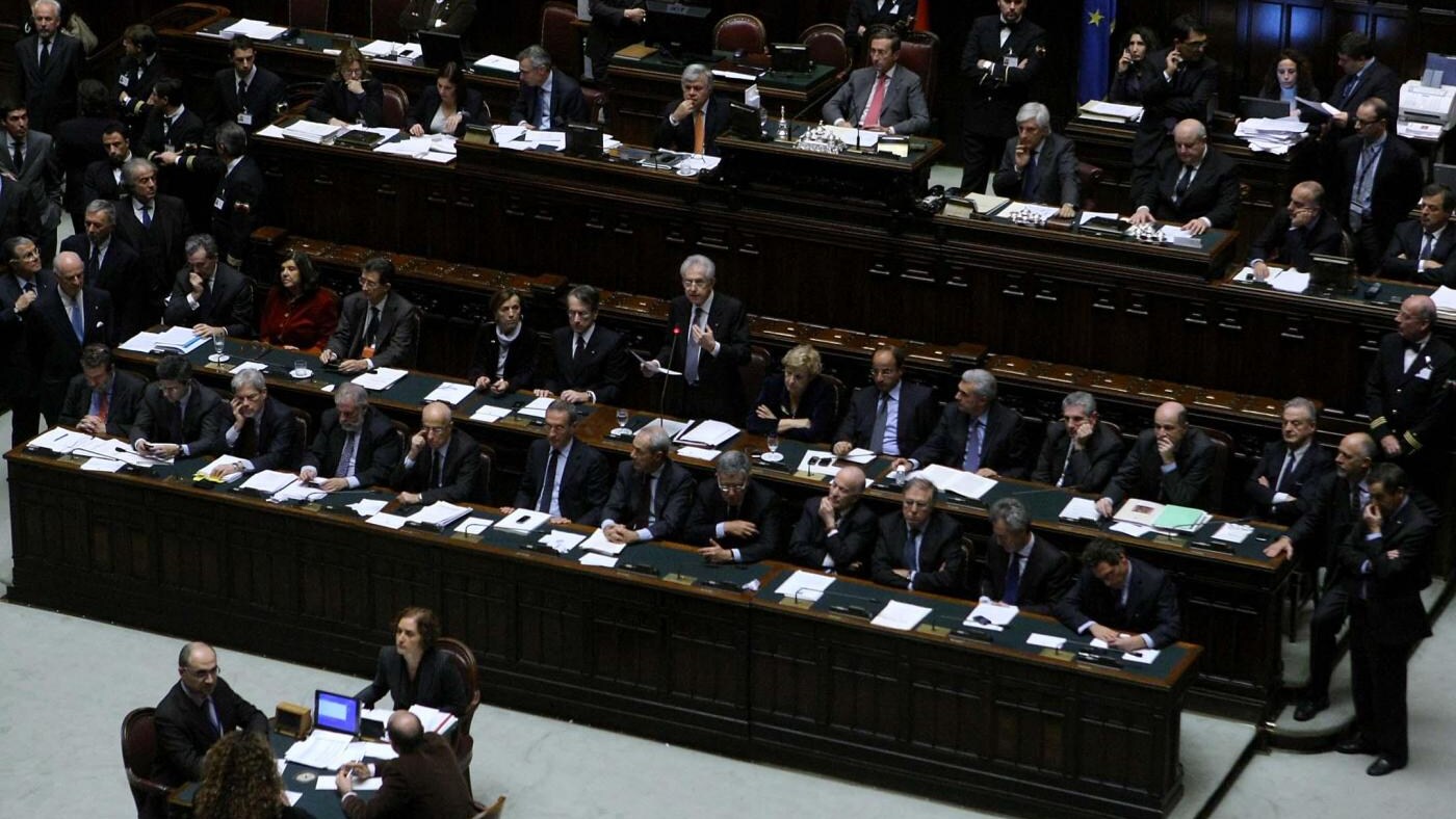 Il Presidente Monti parla alla Camera dei deputati