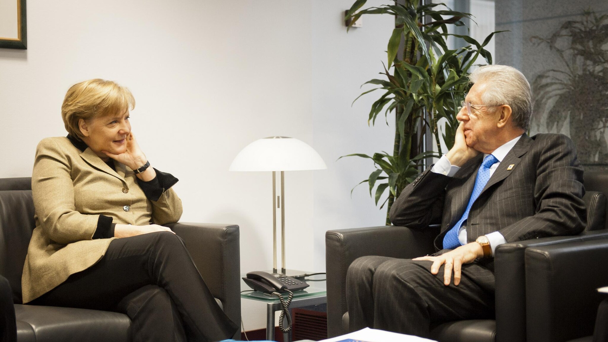 Merkel - Monti