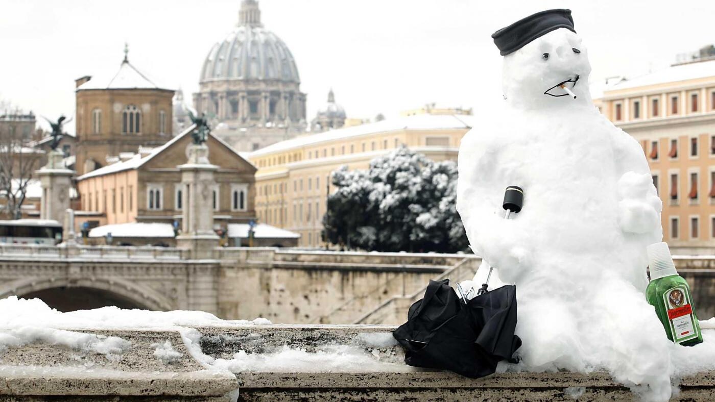 Roma innevata