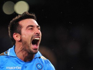 Lavezzi dopo il gol in Napoli-Chelsea