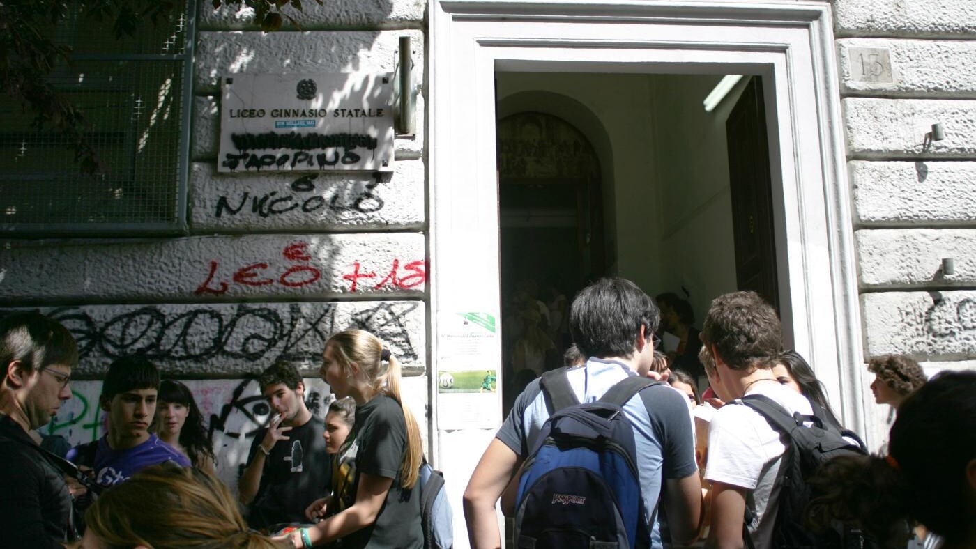 Sesso nei bagni dii scuola