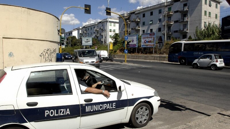 sparatoria a milano