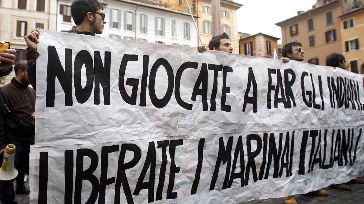 tra rebus politici dubbi giudiziari ci si interroga sul futuro di latorre e girone