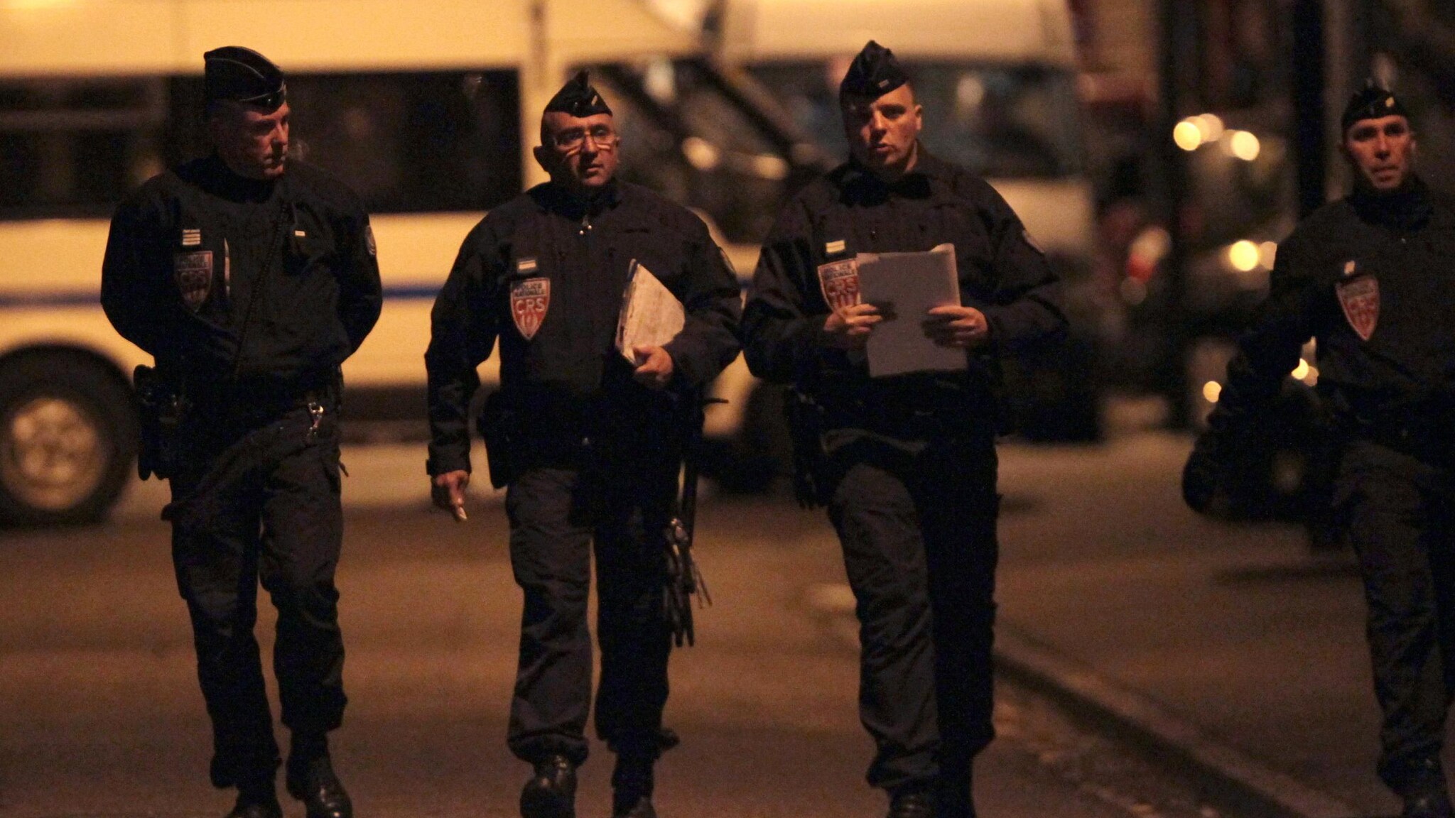 Dalla notte tra martedì e mercoledì va avanti l’assedio di circa 300 agenti della polizia intorno alla casa di Tolosa di Mohamed Merah, il responsabile della strage alla scuola ebraica e degli omicidi dei militari di Tolosa e di Montauban.