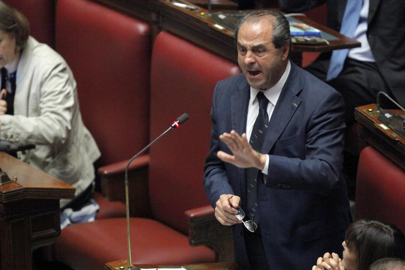 Il leader dell'Idv si è scagliato pesantemente oggi alla Camera contro il Premier e la politica economica e sociale del Governo arrivando ad addossare la colpa morale dei suicidi delle persone indebitate allo stesso Monti.