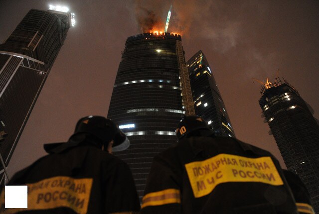 un incendio nella capitale della russia