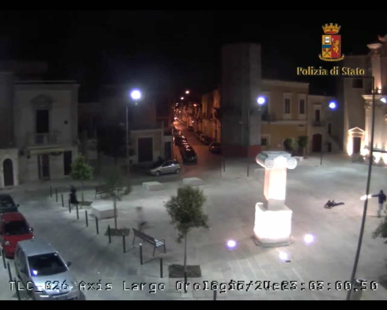 Agguato in strada ripreso dalle telecamere (VIDEO)
