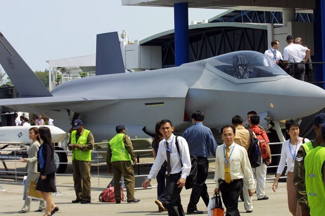 Il caso F-35 17 miliardi per un caccia ultramoderno pieno di difetti