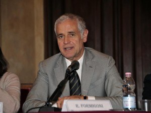 Formigoni indagato per corruzione e finanziamento illecito
