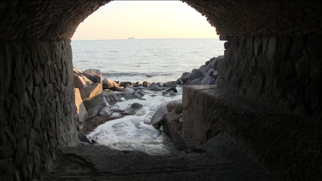 Il mare della campania: una fogna a cielo aperto