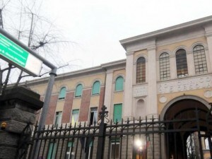 Morto anche il fratellino del neonato gettato tra i rifiuti